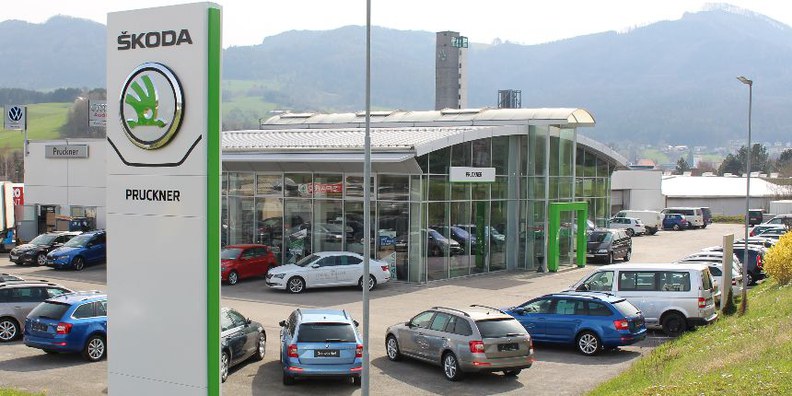In unserem Autohaus in Scheibbs bieten wir ab sofort eine berufliche Chance als Raumpfleger - gleich jetzt bewerben! Am Bild: Außenansicht des Scheibbser Betriebes