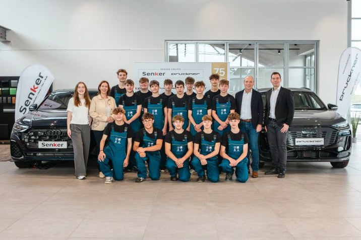 Vor kurzem starteten 15 motivierte Lehrlinge ihre Ausbildung zum KFZ-Techniker oder KFZ-Karosseriebautechniker/Lackierer.