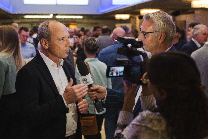 Unser%2075%20Jahre%20Jubil%E4umsabend%20wurde%20von%20Medienvertretern%20medial%20begleitet